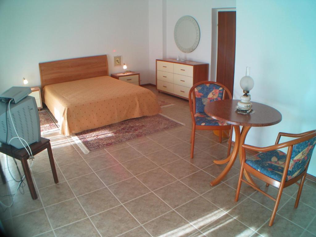 B&B Moderno Fazana Room photo