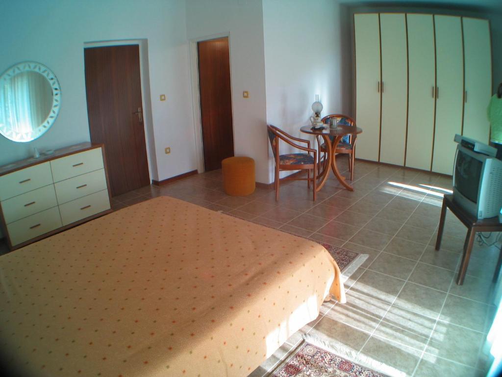 B&B Moderno Fazana Room photo
